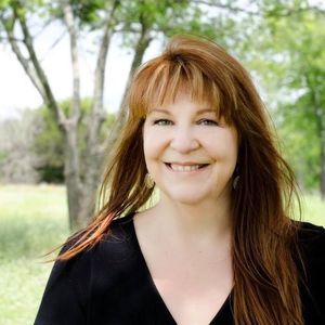 Meet your Posher, Alyx